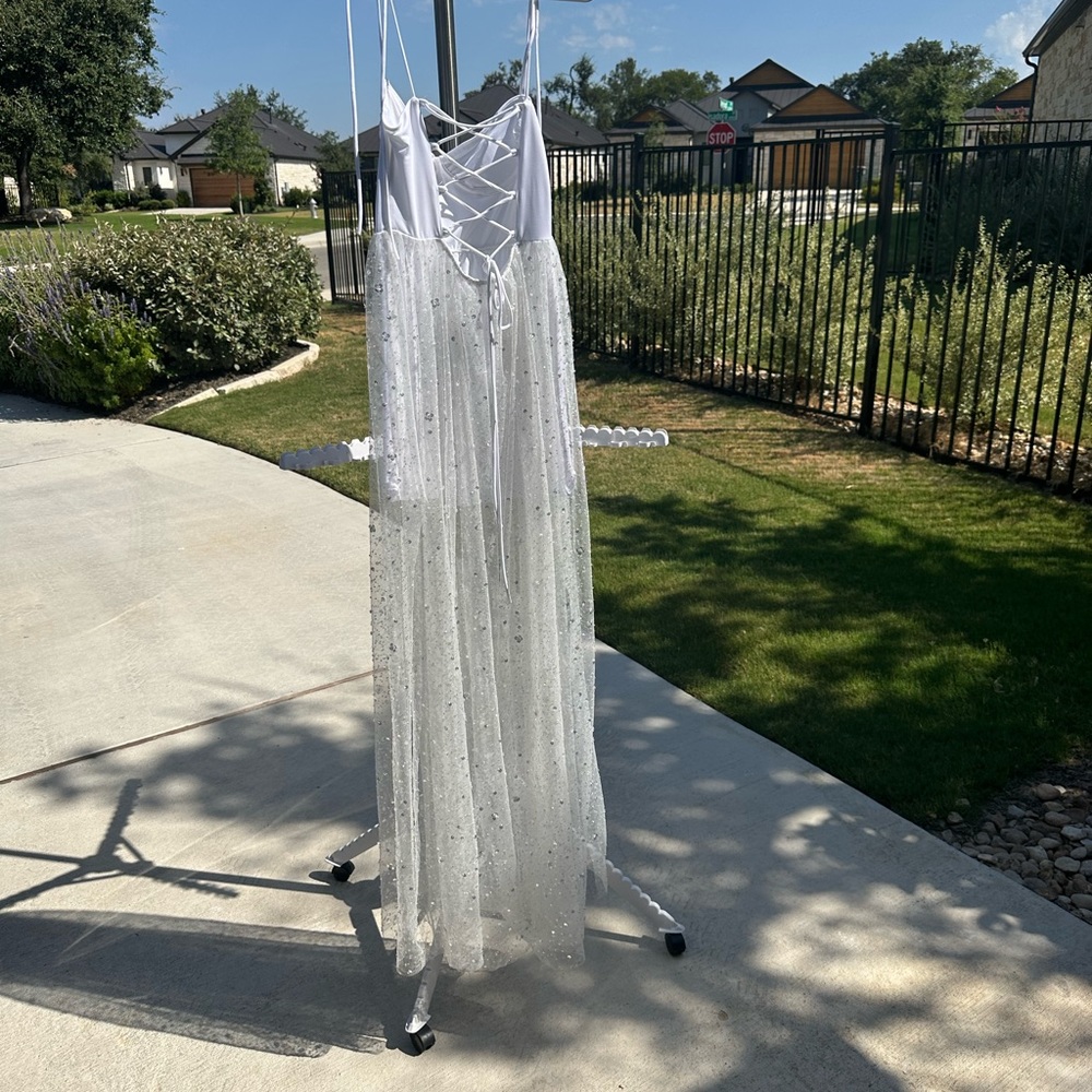 White maxi dress